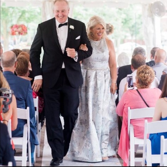 Alex Evenings Dresses & Skirts - Alex Evenings Floral Jacquard Formal Ball Gown